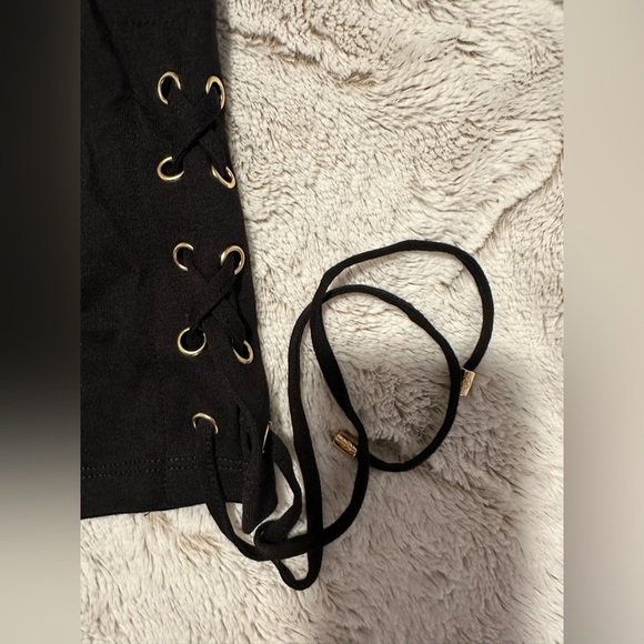 Michael Kors Black Lace-Up Sleeveless Top with Grommet Detail - Picture 5 of 10